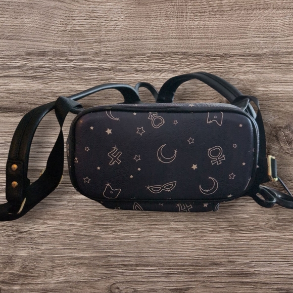 Sailor Moon Loungefly mini backpack - Picture 6 of 7